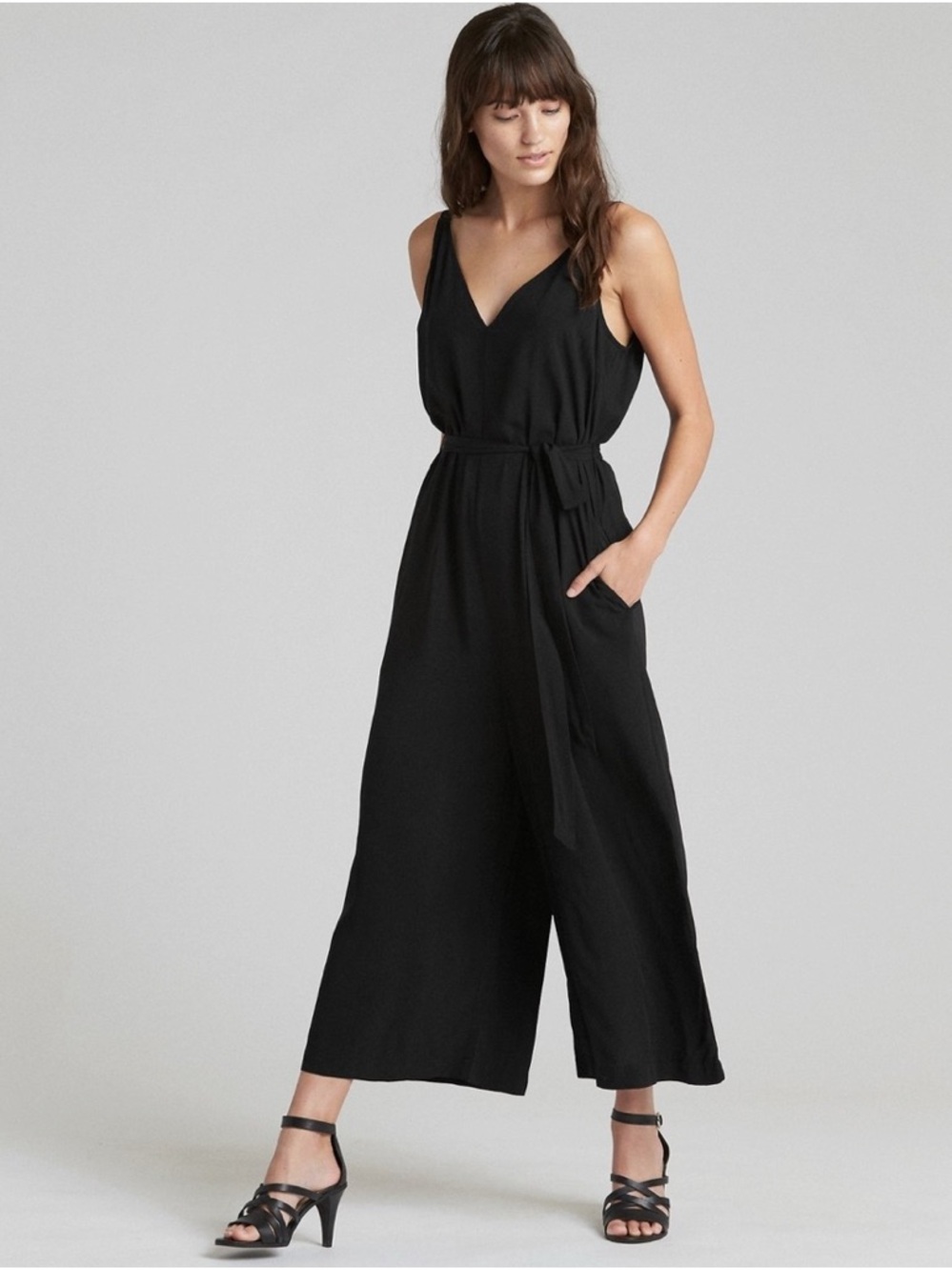 GAP Black V-Neck Sleeveless Wide-Leg Jumpsuit